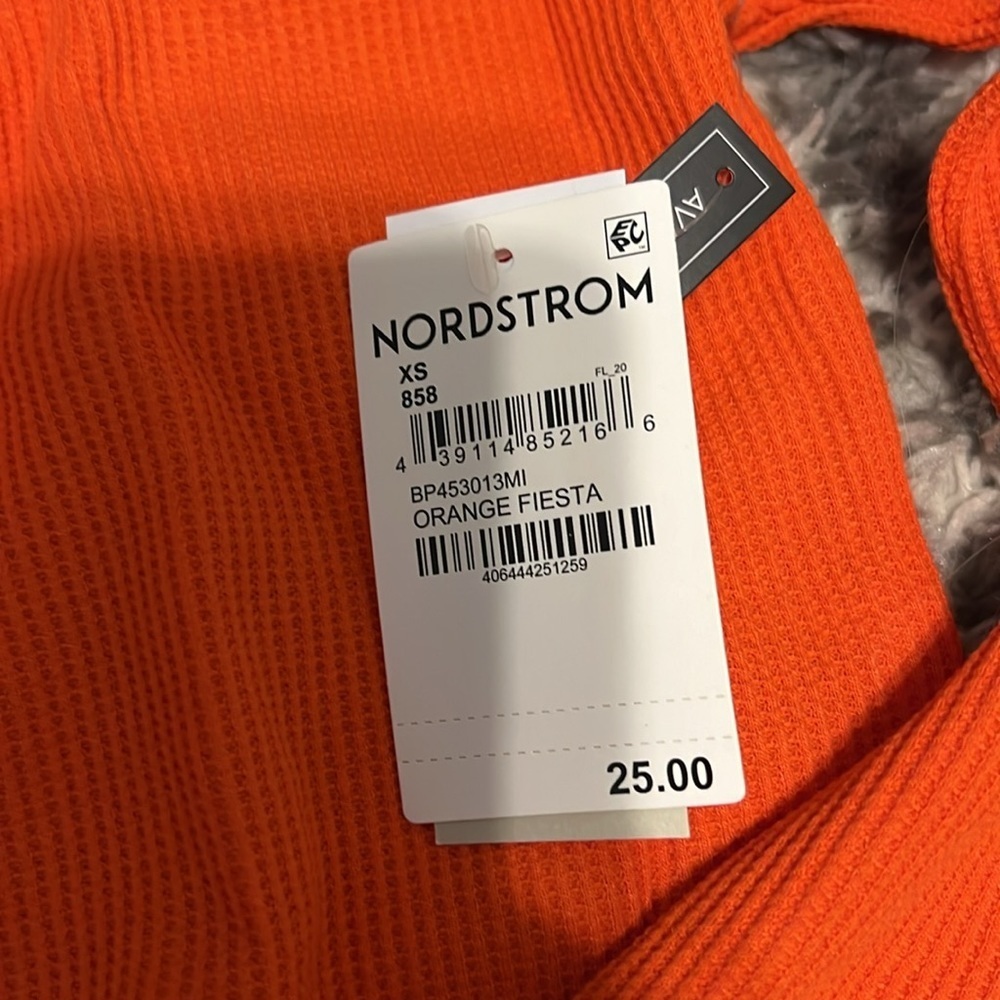 NWT: Crop Knits Henley - Picture 3 of 4
